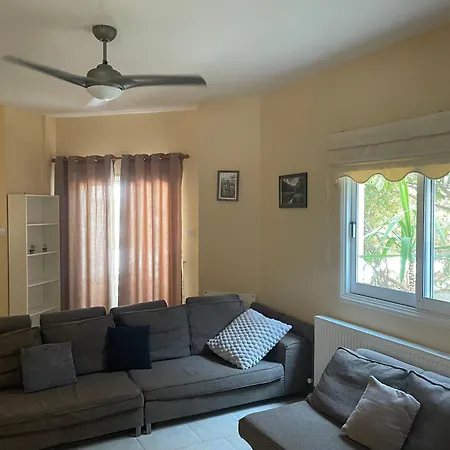 Σπίτι διακοπών House In *