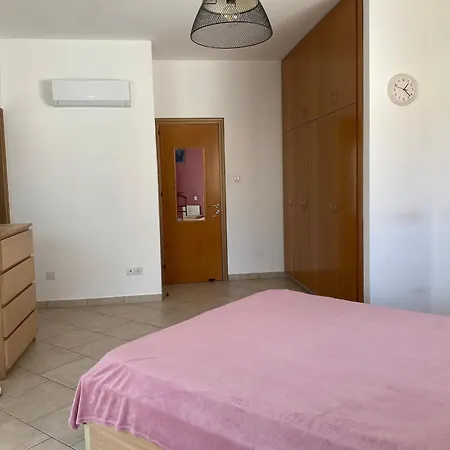 Case de vacanță House In Voroklini